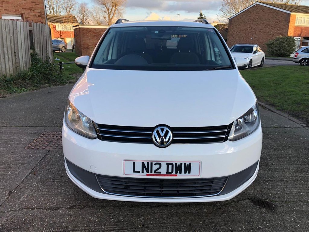View our VOLKSWAGEN TOURAN