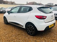 USED 2014 64 RENAULT CLIO 0.9 DYNAMIQUE MEDIANAV ENERGY TCE S/S 5d 90 BHP Stunning in White with Sat Nav and 5 doors
