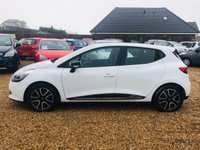 USED 2014 64 RENAULT CLIO 0.9 DYNAMIQUE MEDIANAV ENERGY TCE S/S 5d 90 BHP Stunning in White with Sat Nav and 5 doors