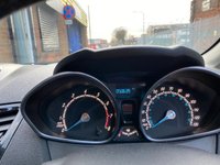USED 2013 63 FORD FIESTA 1.2 ZETEC 3d 81 BHP LOW MILES