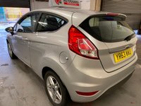 USED 2013 63 FORD FIESTA 1.2 ZETEC 3d 81 BHP LOW MILES