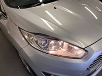 USED 2013 63 FORD FIESTA 1.2 ZETEC 3d 81 BHP LOW MILES