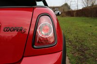 USED 2015 15 MINI CONVERTIBLE 1.6 COOPER S 2d 184 BHP BLACK TRIM, JCW S.WHEEL, CHILI