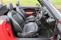 USED 2015 15 MINI CONVERTIBLE 1.6 COOPER S 2d 184 BHP BLACK TRIM, JCW S.WHEEL, CHILI