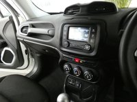 USED 2017 67 JEEP RENEGADE 1.6 LONGITUDE 5d 108 BHP SAT NAV 1 OWNER FSH