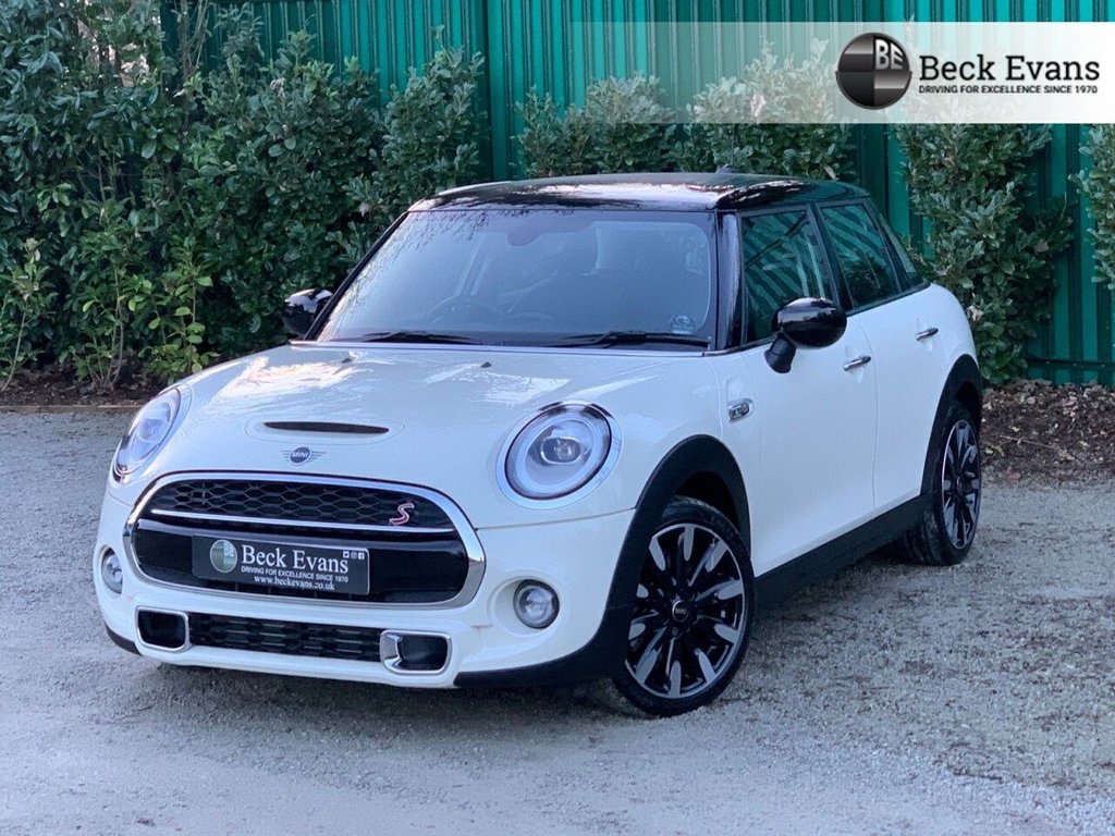 View our MINI HATCH COOPER