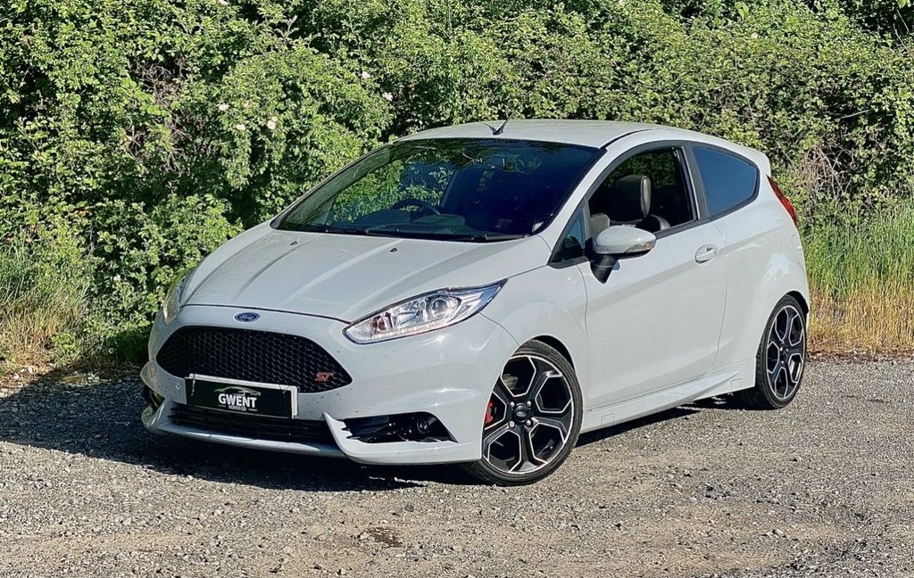 View our FORD FIESTA