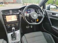 USED 2017 67 VOLKSWAGEN GOLF 2.0 R TSI DSG 5d 306 BHP FULL SERVICE HISTORY ++ JUST SERVICED ++ 1 OWNER ++