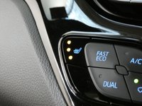 USED 2017 67 TOYOTA CHR 1.8 EXCEL 5d 122 BHP STUNNING EXAMPLE SAT NAV LEATHER