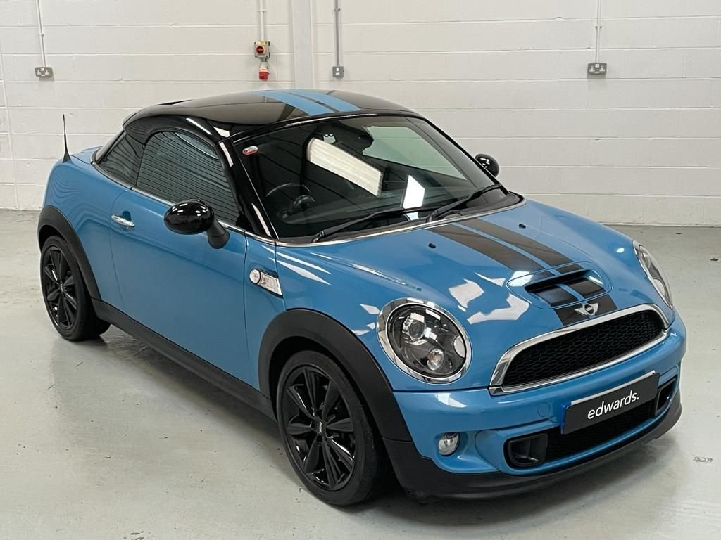 View our MINI COUPE