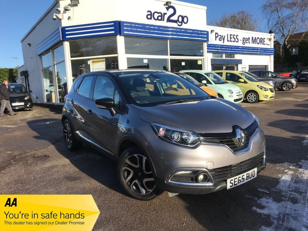 View our RENAULT CAPTUR