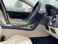 USED 2015 65 JAGUAR XJ 3.0 D V6 PORTFOLIO 4d 275 BHP STUNNING++MUST READ++ULEZ COMPLIANT
