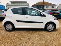 USED 2013 63 TOYOTA AYGO 1.0 VVT-I MOVE 5d 68 BHP Low mileage 5 door petrol with FSH and in built Sat Nav