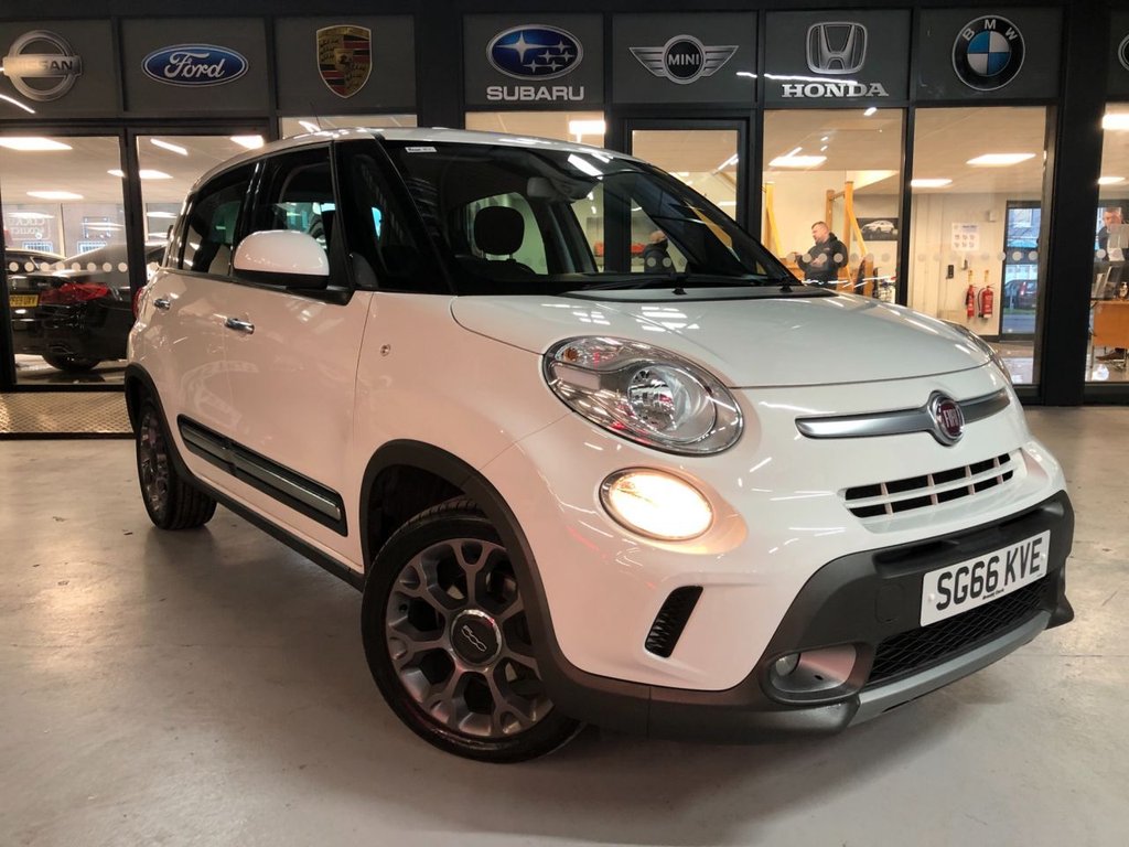 View our FIAT 500L
