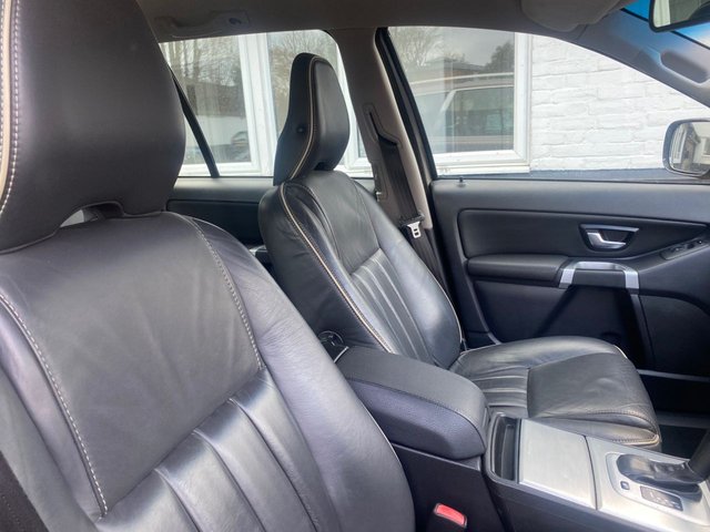 2011 Volvo Xc90 2.4L D5 SE Lux Awd 5dr - Photo 10