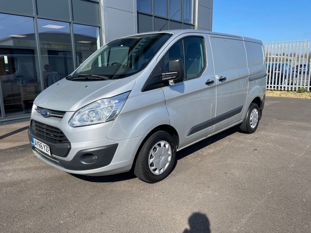 2016 66 Ford Transit Custom 2.0 290 TREND  'AIR CON' RACKING EURO 6