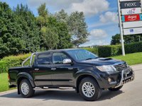 USED 2011 61 TOYOTA HI-LUX 3.0 INVINCIBLE 4X4 D-4D DCB 169 BHP SAT NAV + LEATHER + BULL BARS