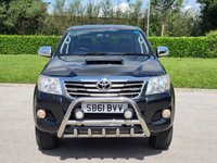 USED 2011 61 TOYOTA HI-LUX 3.0 INVINCIBLE 4X4 D-4D DCB 169 BHP SAT NAV + LEATHER + BULL BARS