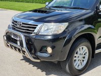 USED 2011 61 TOYOTA HI-LUX 3.0 INVINCIBLE 4X4 D-4D DCB 169 BHP SAT NAV + LEATHER + BULL BARS