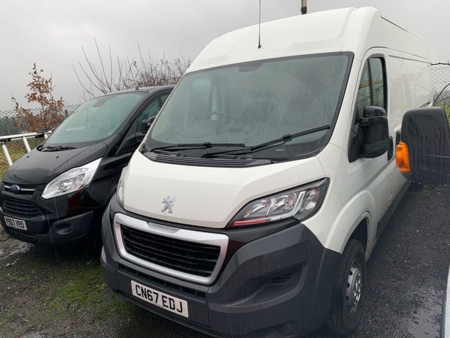View our PEUGEOT BOXER