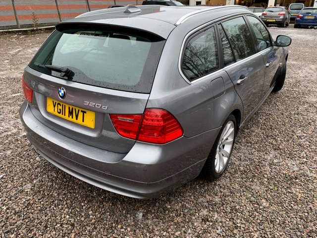 View our BMW 3 SERIES