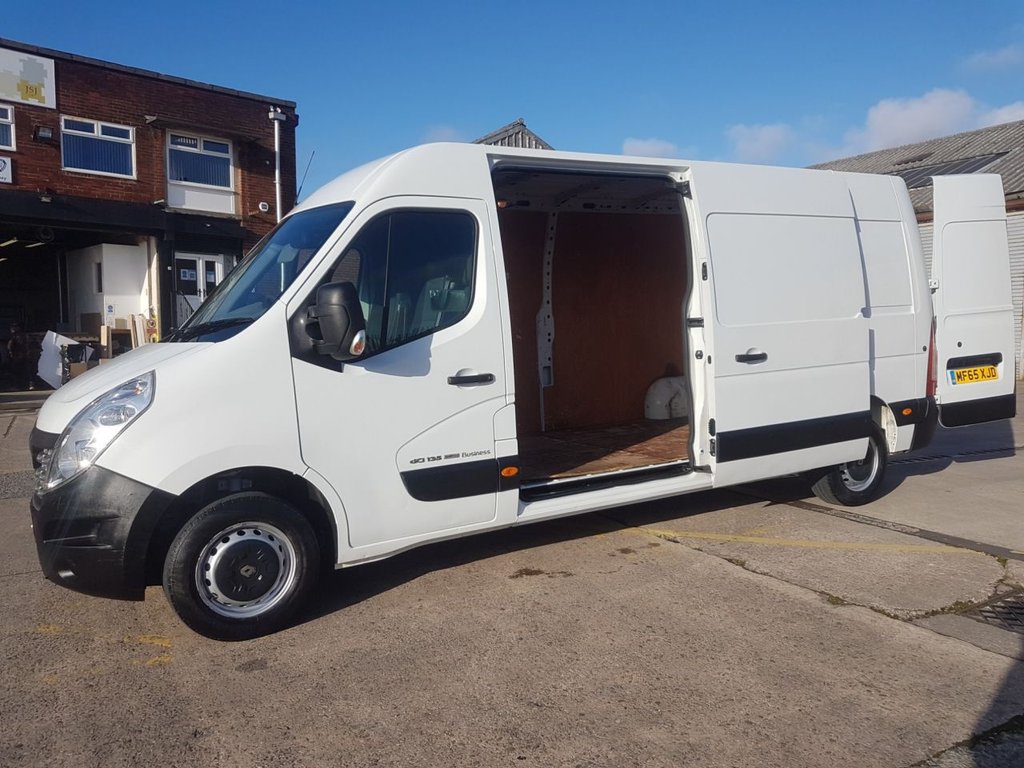 View our RENAULT MASTER