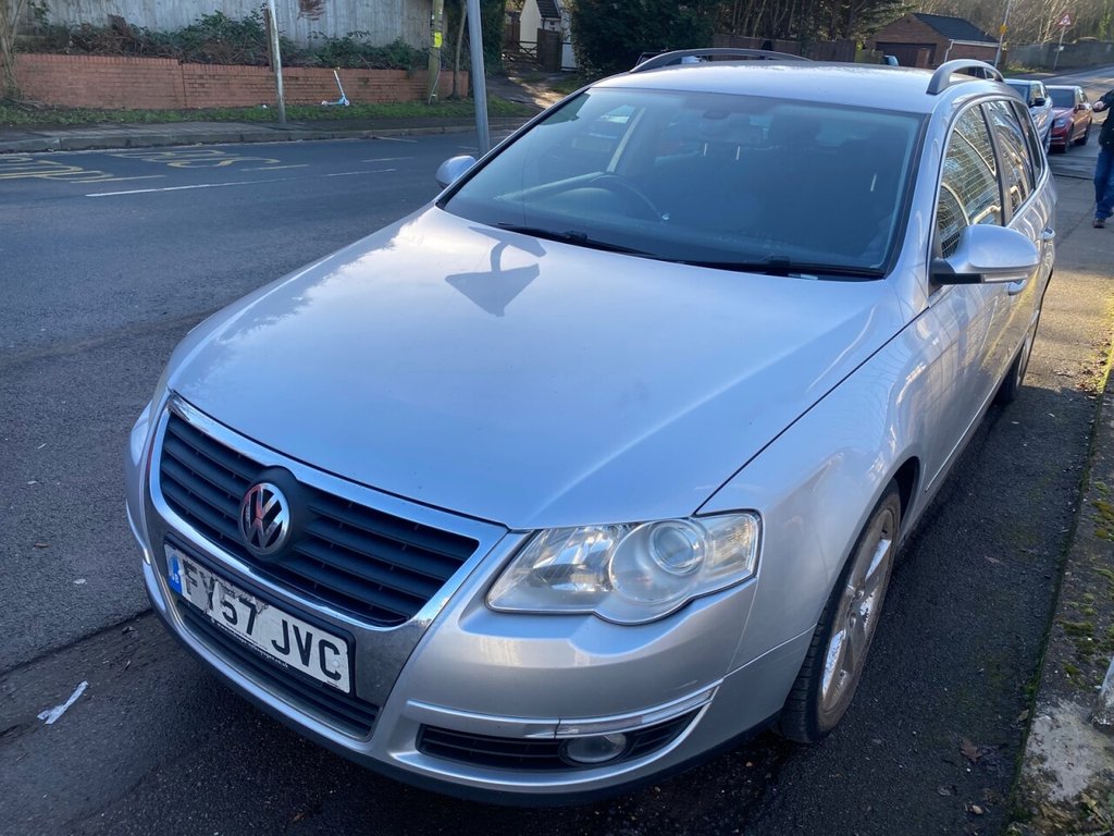 View our VOLKSWAGEN PASSAT