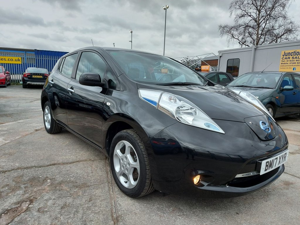 View our NISSAN LEAF