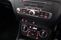USED 2015 15 AUDI Q3 2.0 TDI S LINE 5d 148 BHP 
