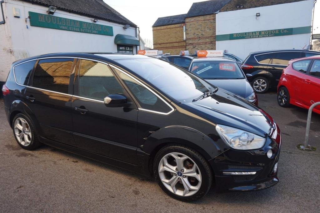 View our FORD S-MAX