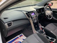 USED 2016 16 HYUNDAI I30 1.6 CRDI SE BLUE DRIVE 5d 109 BHP i30 SE BLUE-DRIVE CRDi 5DR - ZERO ROAD TAX !!!!  70+ MPG AND ONLY 25,935 MILES WITH HISTORY - WHATS NOT TO LIKE ??