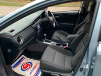 USED 2014 B TOYOTA AURIS 1.6 VALVEMATIC ICON PLUS 5d 130 BHP AURIS 'ICON PLUS' AUTOMATIC 5DR MULTI-DRIVE , 2 FORMER KEEPERS ONLY 33,000 MILES FROM NEW WITH HISTORY, TUNGSTEN BLUE METALLIC - PRICED TO SELL @ ONLY &pound;7495.00