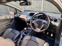 USED 2017 66 FORD FIESTA 1.6 ST200 3d 197 BHP 