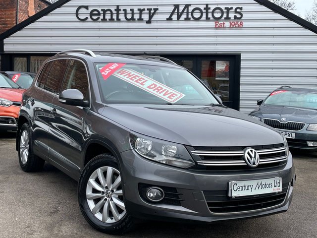 2013 63 Volkswagen Tiguan 2.0 TDI MATCH 4X4 5dr - GLASS ROOF