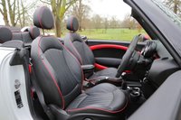 USED 2013 13 MINI CONVERTIBLE 1.6 JOHN COOPER WORKS 2d 208 BHP WHITE SILVER, H/K, LTHR, NAV