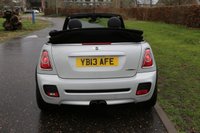 USED 2013 13 MINI CONVERTIBLE 1.6 JOHN COOPER WORKS 2d 208 BHP WHITE SILVER, H/K, LTHR, NAV