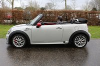 USED 2013 13 MINI CONVERTIBLE 1.6 JOHN COOPER WORKS 2d 208 BHP WHITE SILVER, H/K, LTHR, NAV