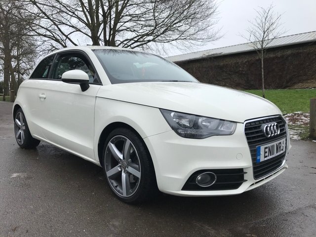 2011 11 Audi A1 1.4 TFSI SPORT 3d 122 BHP