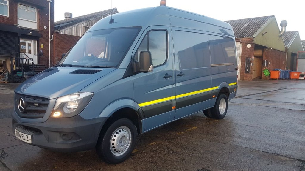 View our MERCEDES-BENZ SPRINTER