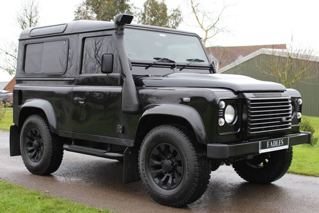 View our LAND ROVER Defender 90 TD XS
