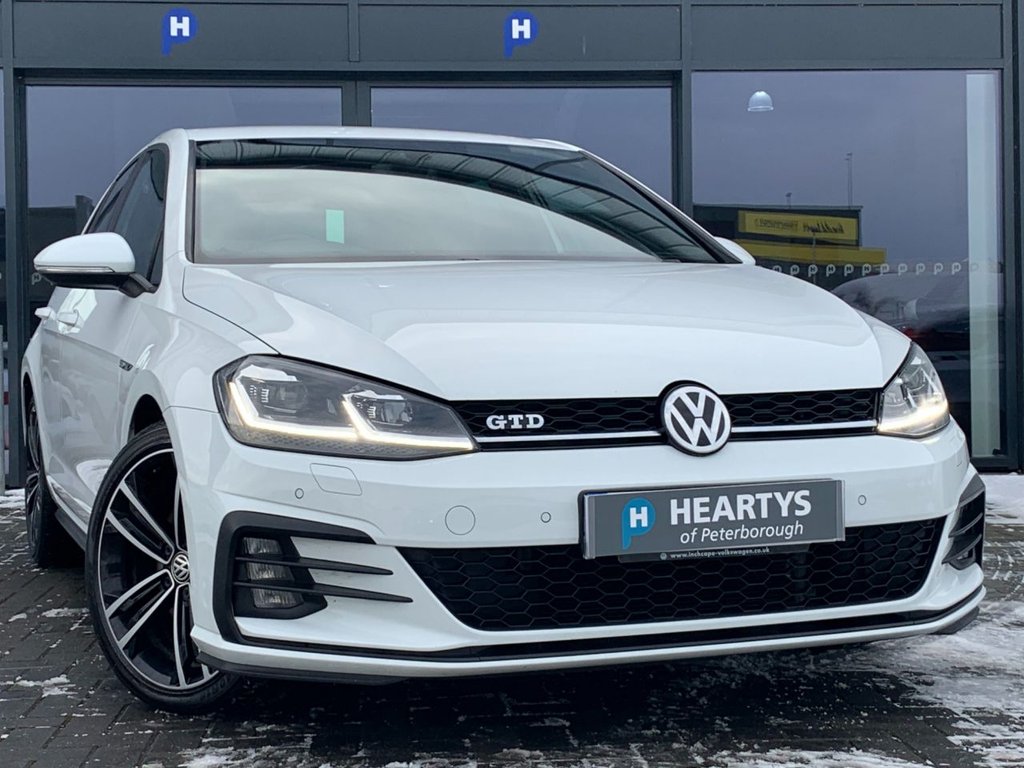 View our VOLKSWAGEN GOLF