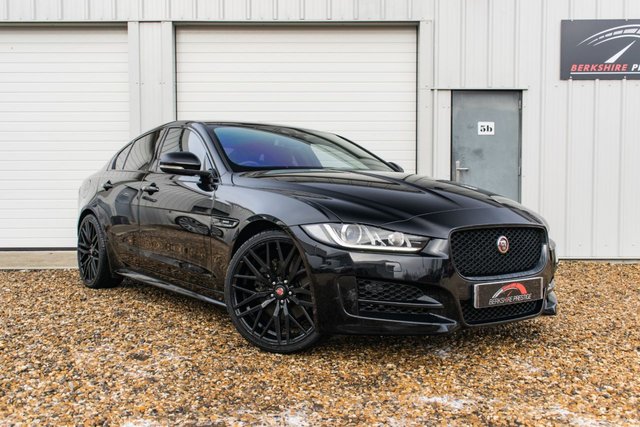 2016 16 Jaguar Xe 2.0 R-SPORT 4d 178 BHP