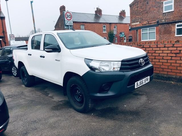 View our TOYOTA HI-LUX