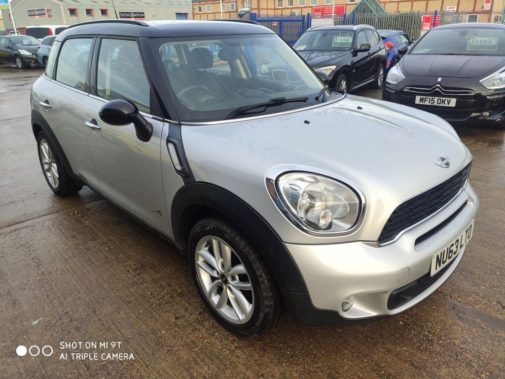 View our MINI COUNTRYMAN
