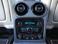 USED 2016 16 JAGUAR XJ 3.0 D V6 PORTFOLIO 4d 296 BHP 