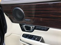 USED 2016 16 JAGUAR XJ 3.0 D V6 PORTFOLIO 4d 296 BHP 