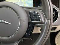 USED 2016 16 JAGUAR XJ 3.0 D V6 PORTFOLIO 4d 296 BHP 