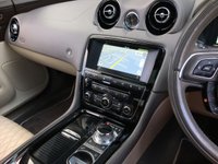 USED 2016 16 JAGUAR XJ 3.0 D V6 PORTFOLIO 4d 296 BHP 