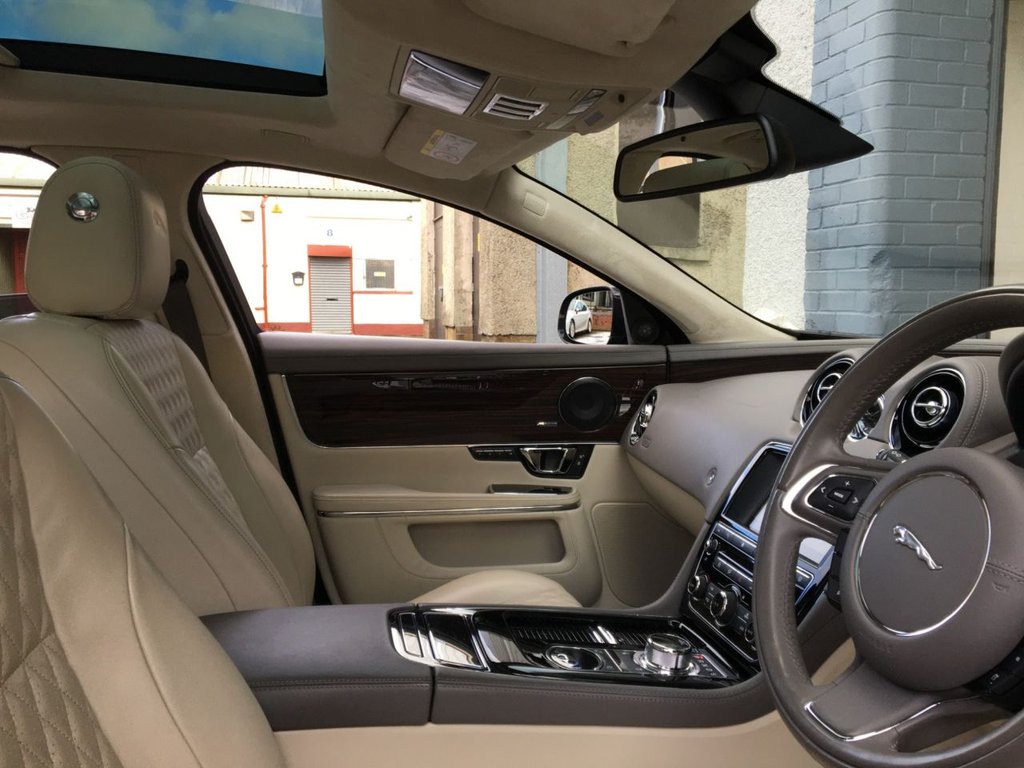 USED 2016 16 JAGUAR XJ 3.0 D V6 PORTFOLIO 4d 296 BHP 