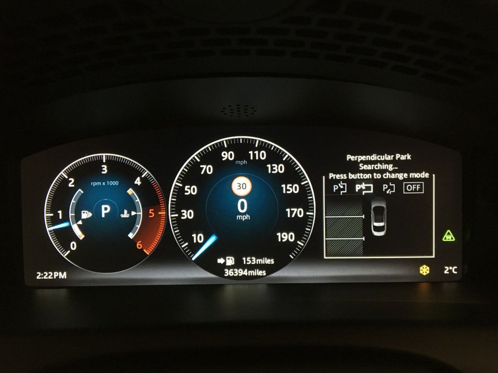 USED 2016 16 JAGUAR XJ 3.0 D V6 PORTFOLIO 4d 296 BHP 